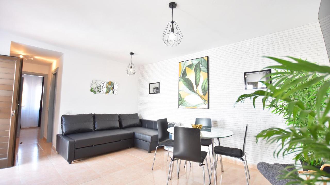 Book Jet - Oasis Pool View Apartment Corralejo Exterior foto