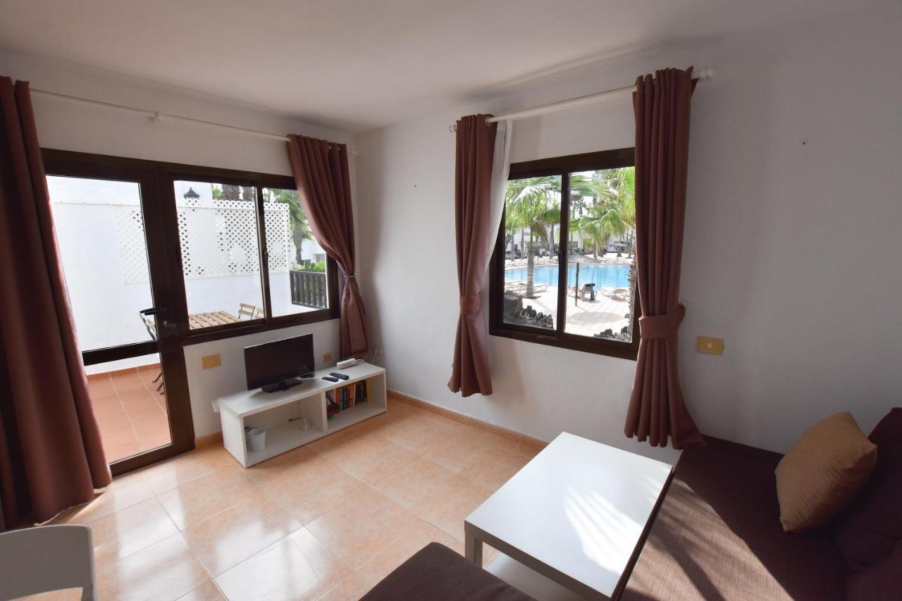 Book Jet - Oasis Pool View Apartment Corralejo Exterior foto